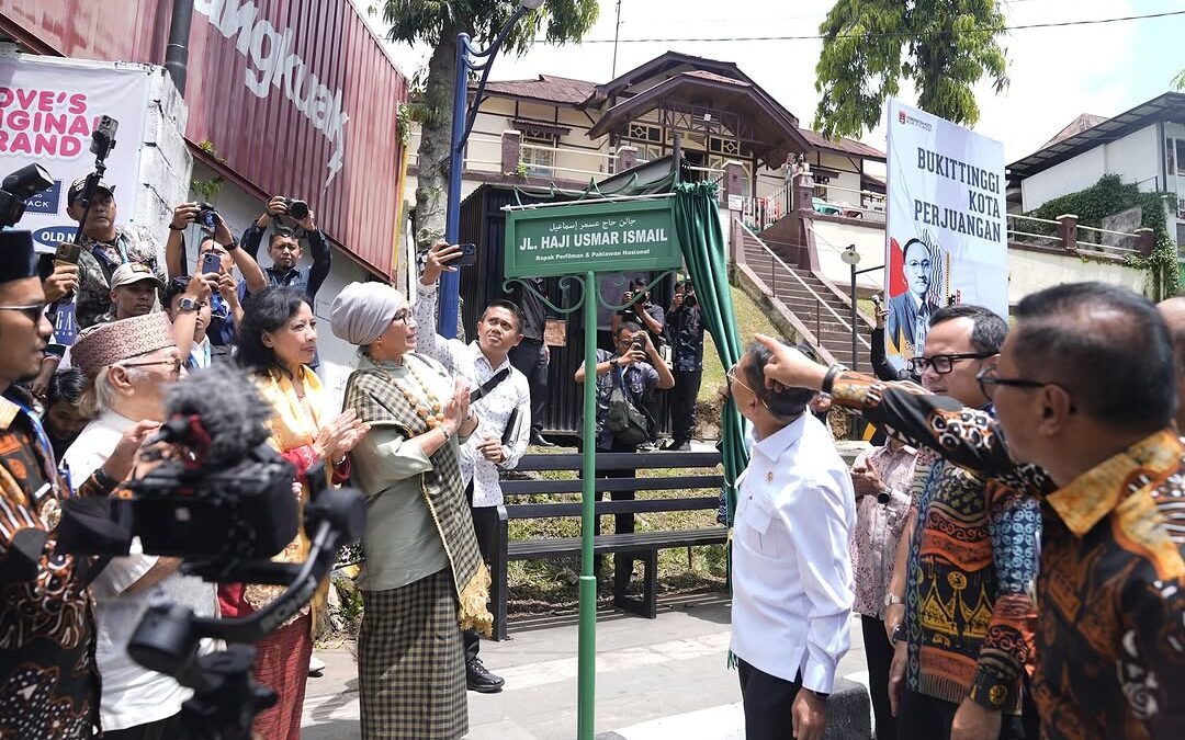 Peresmian Jalan di Bukittinggi